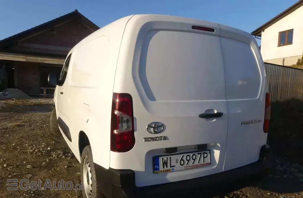 TOYOTA Proace 