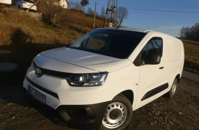TOYOTA Proace 