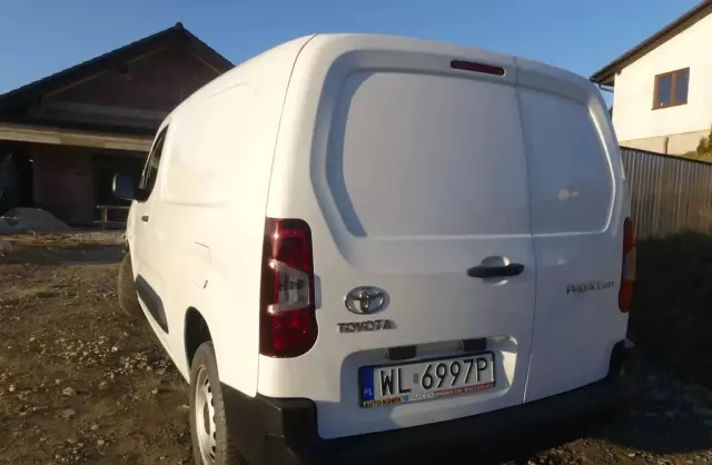 TOYOTA Proace 