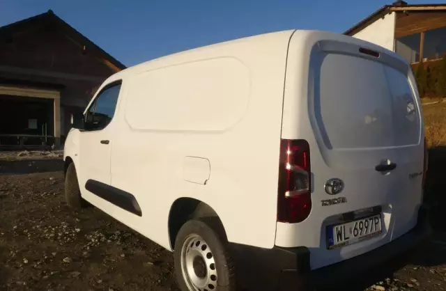 TOYOTA Proace 