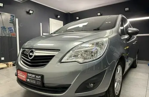 OPEL Meriva 