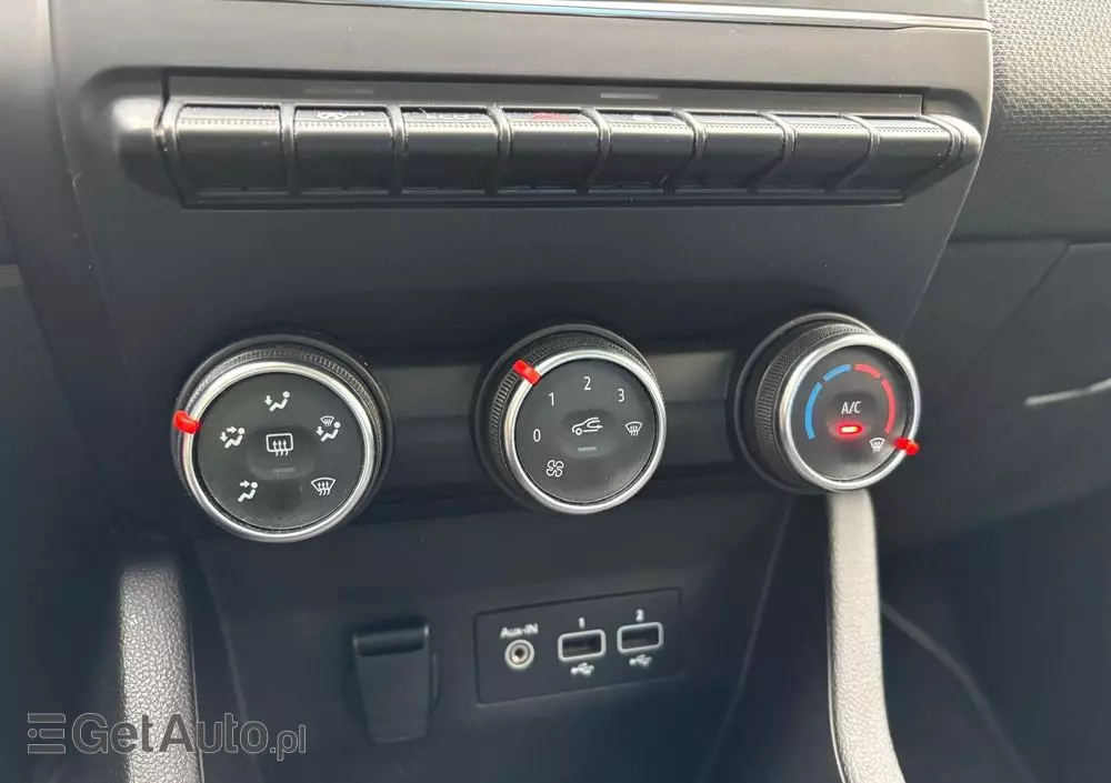 RENAULT Clio 1.0 TCe Intens