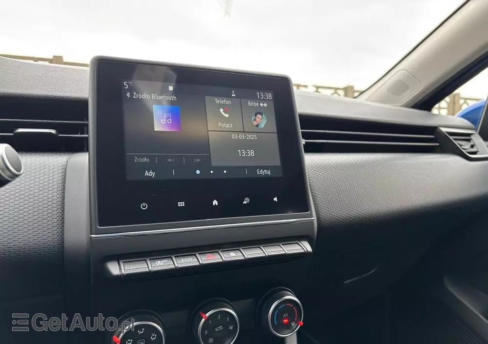 RENAULT Clio 1.0 TCe Intens