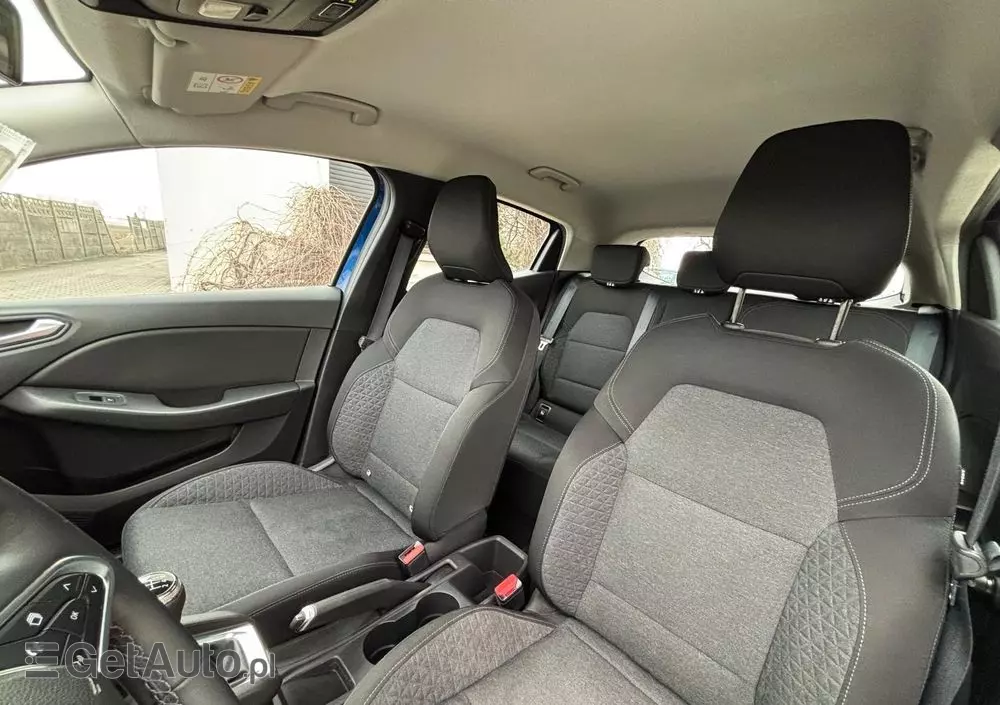 RENAULT Clio 1.0 TCe Intens