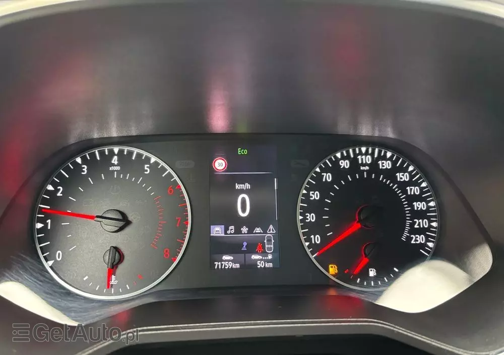 RENAULT Clio 1.0 TCe Intens