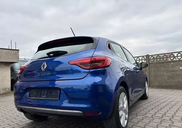 RENAULT Clio 1.0 TCe Intens