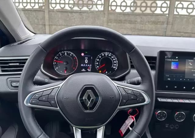 RENAULT Clio 1.0 TCe Intens