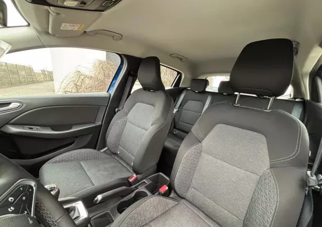 RENAULT Clio 1.0 TCe Intens