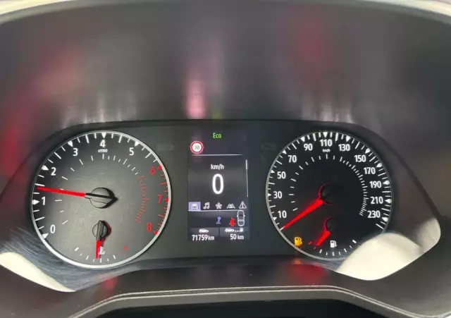 RENAULT Clio 1.0 TCe Intens