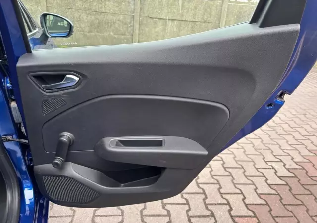 RENAULT Clio 1.0 TCe Intens