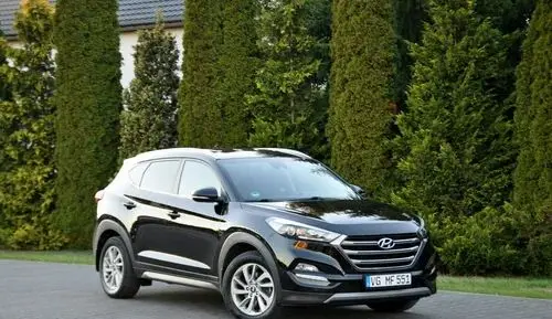 HYUNDAI Tucson 