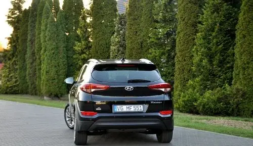 HYUNDAI Tucson 