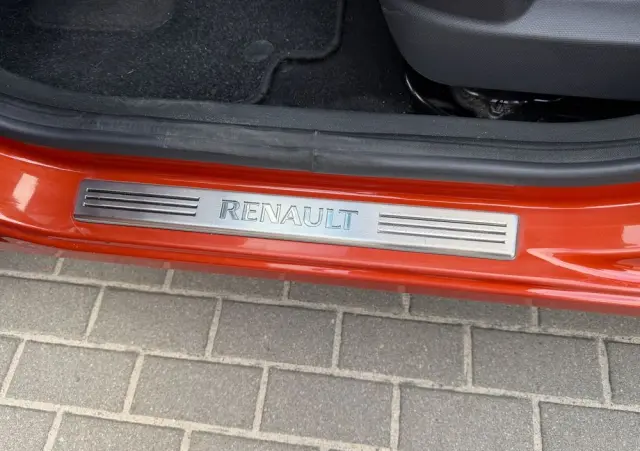 RENAULT Captur ENERGY TCe 120 EDC Dynamique