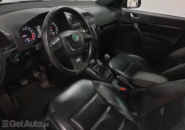 SKODA Octavia 2.0 TDI DPF RS
