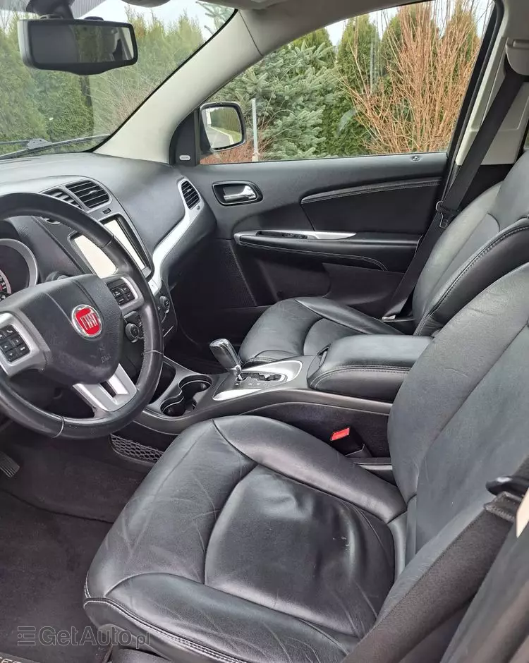 FIAT Freemont 2.0 Multijet 16V DPF Automatik Allrad Lounge