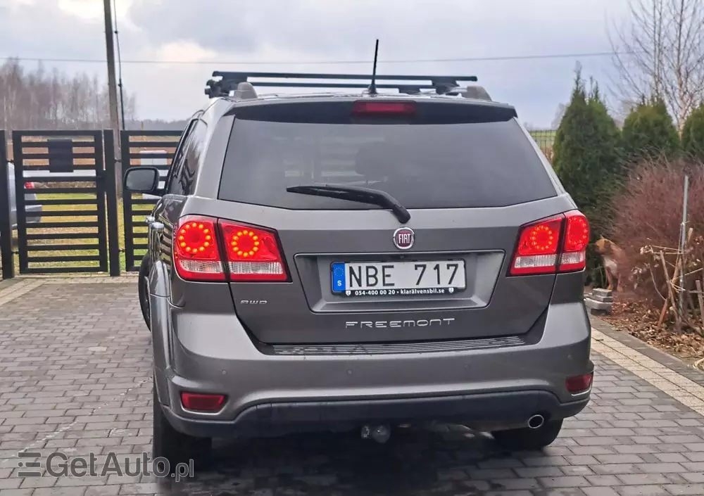 FIAT Freemont 2.0 Multijet 16V DPF Automatik Allrad Lounge