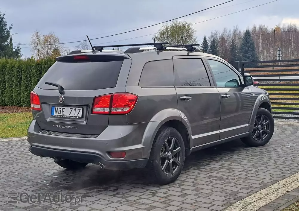 FIAT Freemont 2.0 Multijet 16V DPF Automatik Allrad Lounge