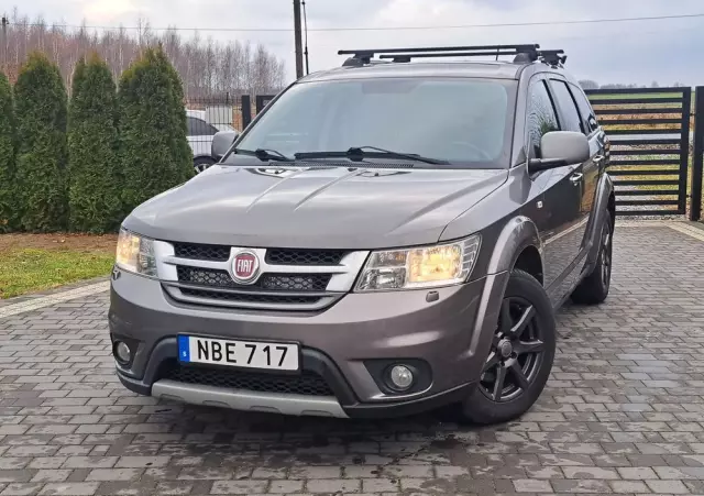 FIAT Freemont 2.0 Multijet 16V DPF Automatik Allrad Lounge