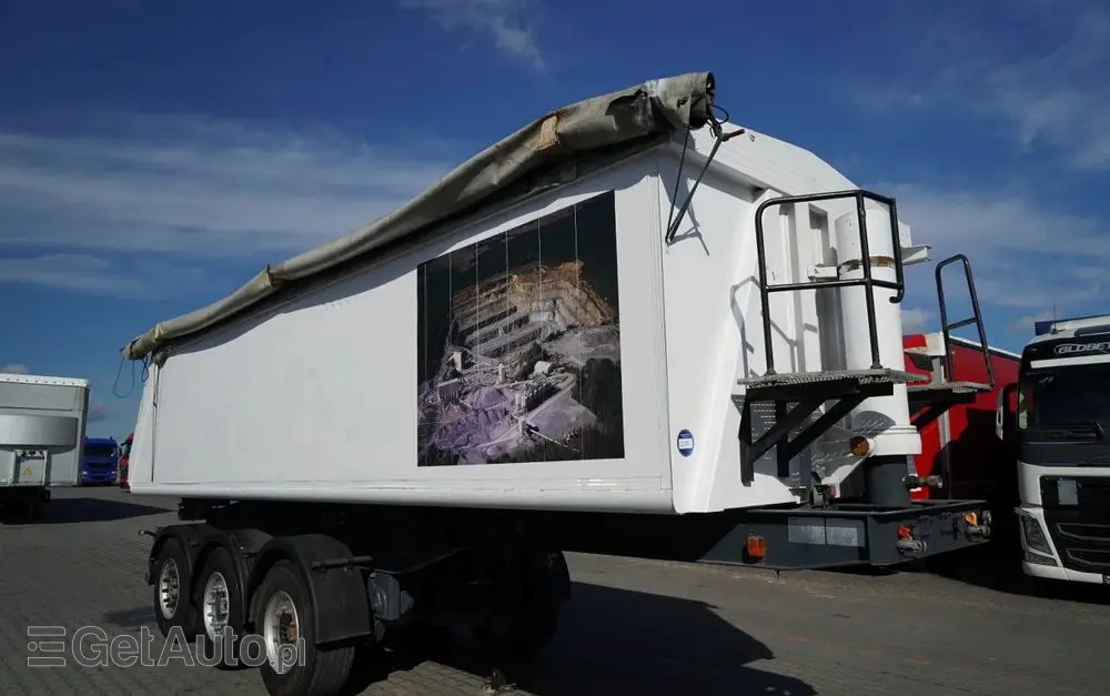 CARNEHL WYWROTKA / 26 m3 / ALUMINIOWA / OŚ PODNOSZONA / SAF / WAGA: 5 300 KG / 