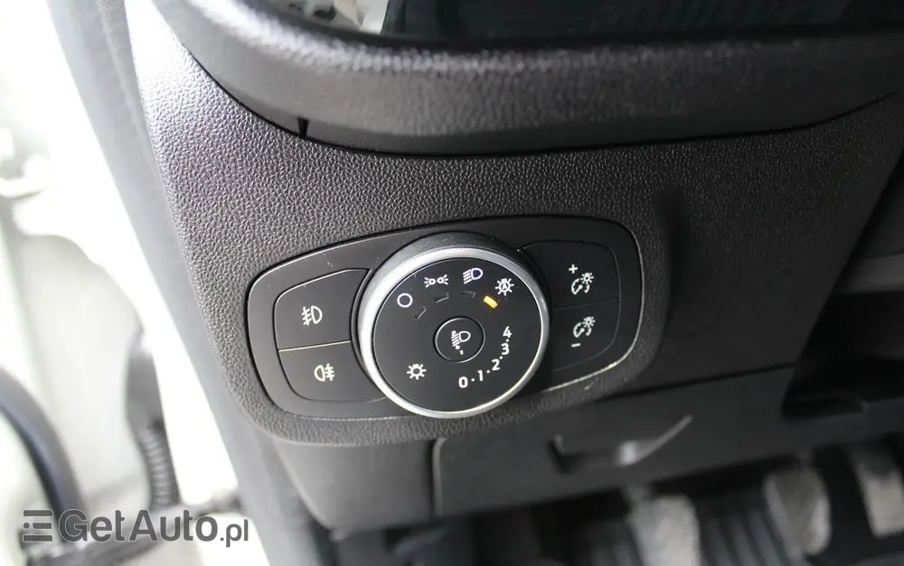 FORD Fiesta 1.0 EcoBoost S&S TITANIUM