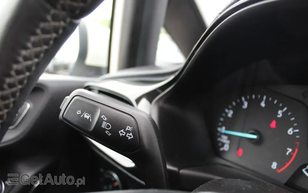 FORD Fiesta 1.0 EcoBoost S&S TITANIUM