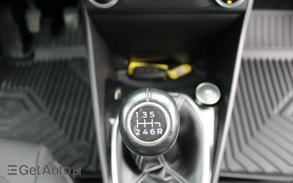 FORD Fiesta 1.0 EcoBoost S&S TITANIUM