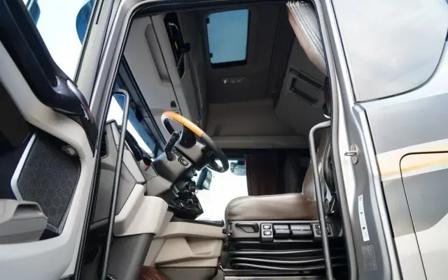 SCANIA S 500 / RETARDER / KLIMA POSTOJOWA / ALUFELGI / SKÓRY / OPONY 100% 