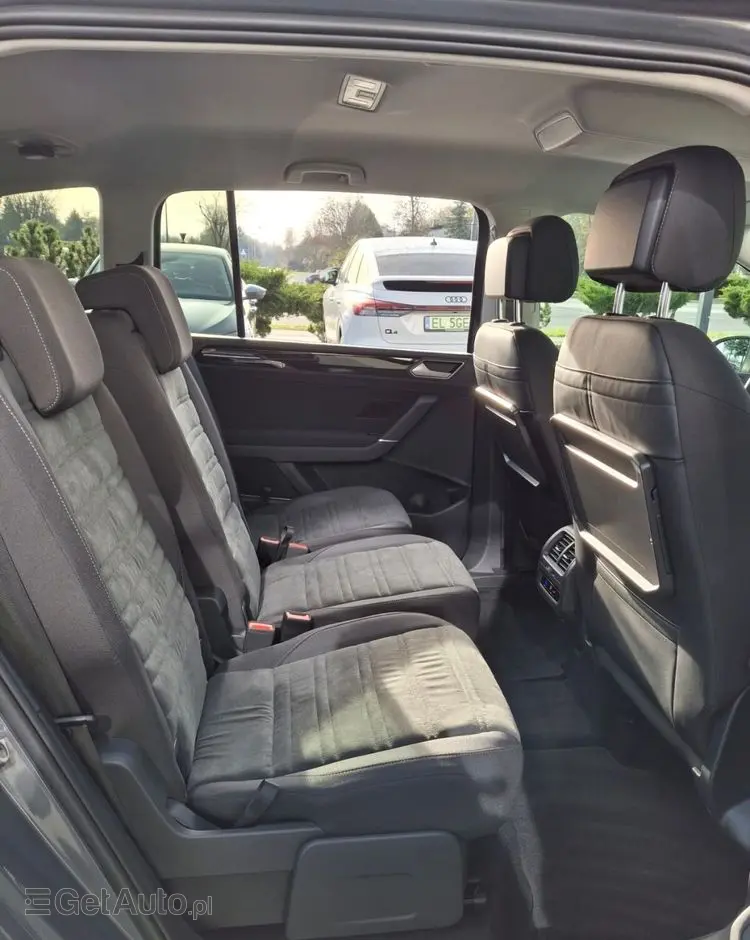 VOLKSWAGEN Touran 1.5 TSI EVO Highline DSG