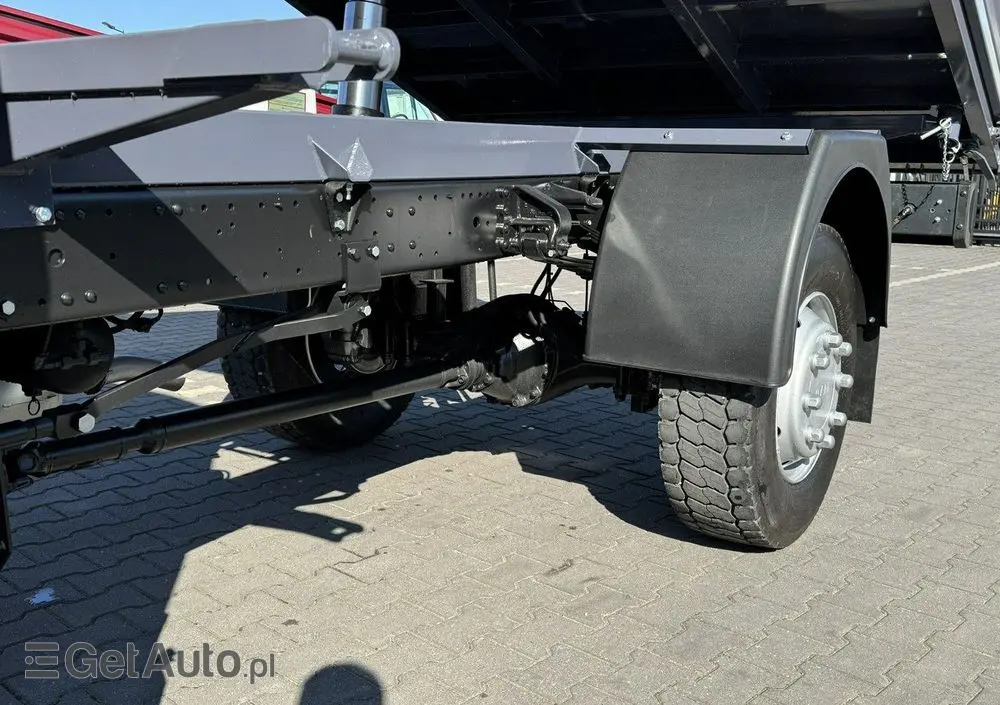 MITSUBISHI Canter Fuso 4x4 17C18D 4.9/180KM Wywrotka 3-stronna 