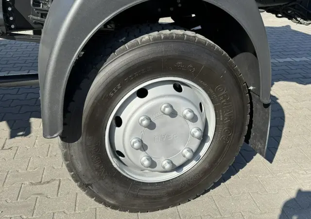 MITSUBISHI Canter Fuso 4x4 17C18D 4.9/180KM Wywrotka 3-stronna 