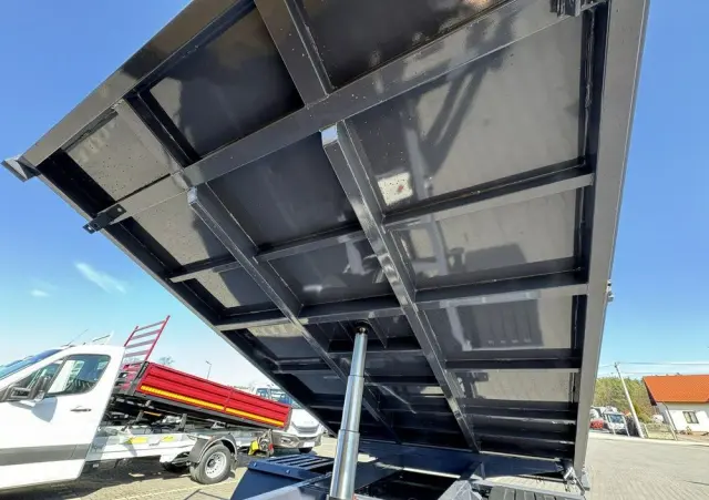 MITSUBISHI Canter Fuso 4x4 17C18D 4.9/180KM Wywrotka 3-stronna 