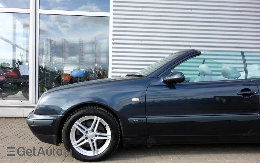 MERCEDES-BENZ CLK 320 Elegance