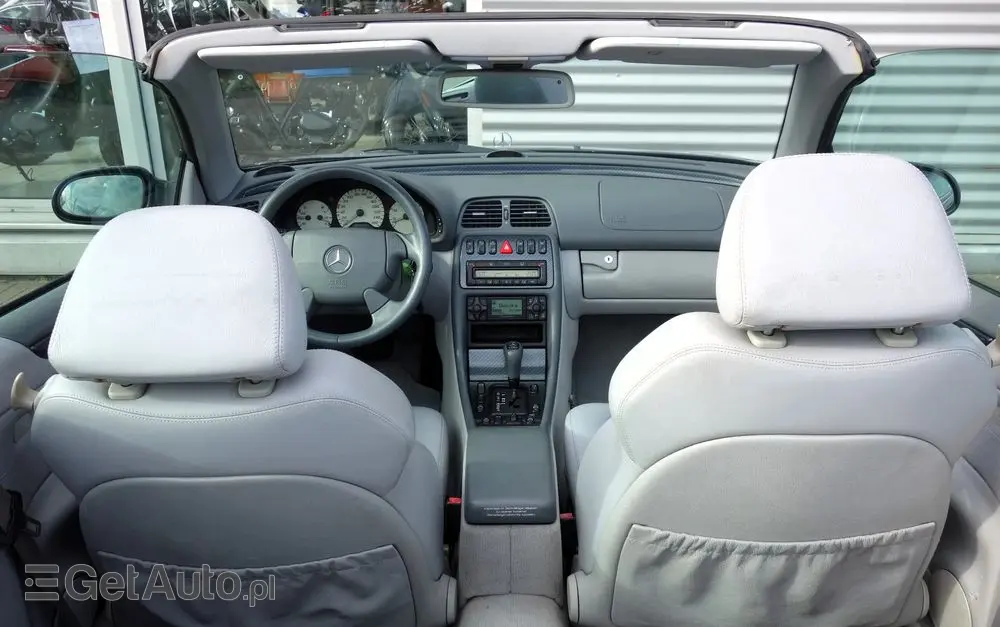 MERCEDES-BENZ CLK 320 Elegance