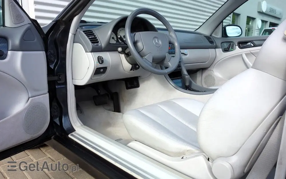 MERCEDES-BENZ CLK 320 Elegance