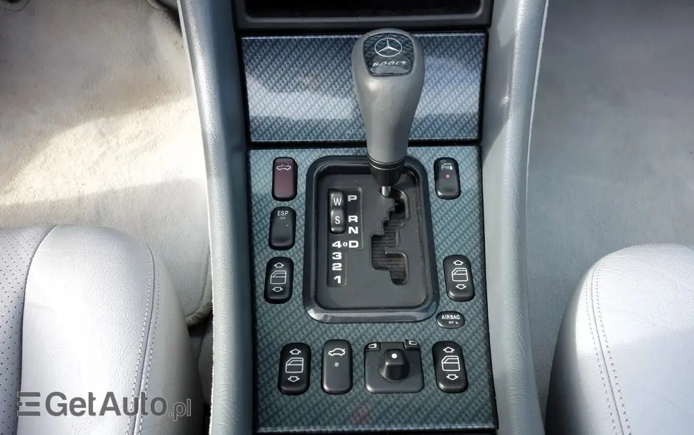 MERCEDES-BENZ CLK 320 Elegance