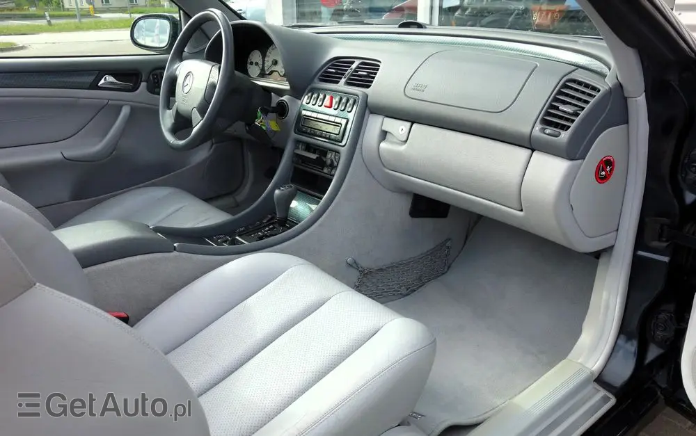 MERCEDES-BENZ CLK 320 Elegance