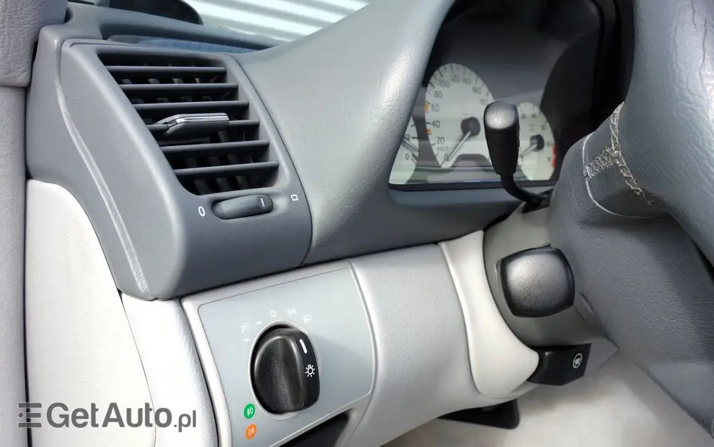 MERCEDES-BENZ CLK 320 Elegance