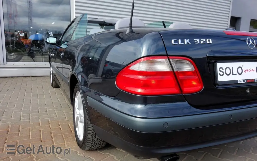 MERCEDES-BENZ CLK 320 Elegance