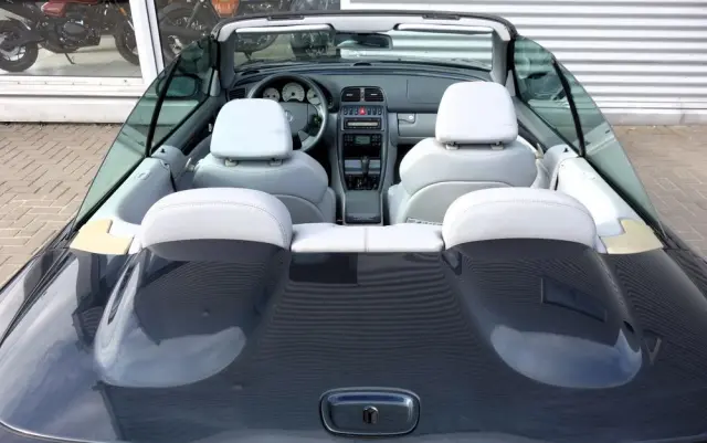 MERCEDES-BENZ CLK 320 Elegance