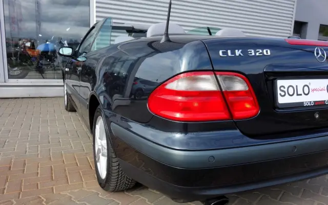 MERCEDES-BENZ CLK 320 Elegance