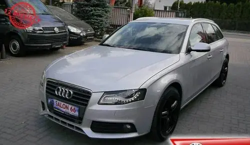 AUDI A4 