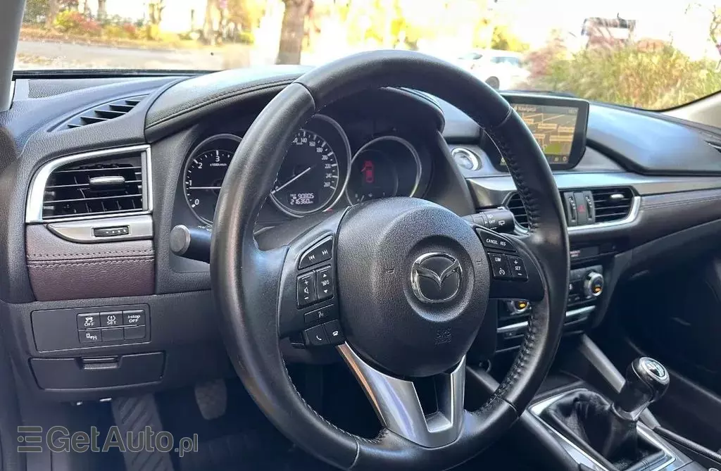 MAZDA 6 