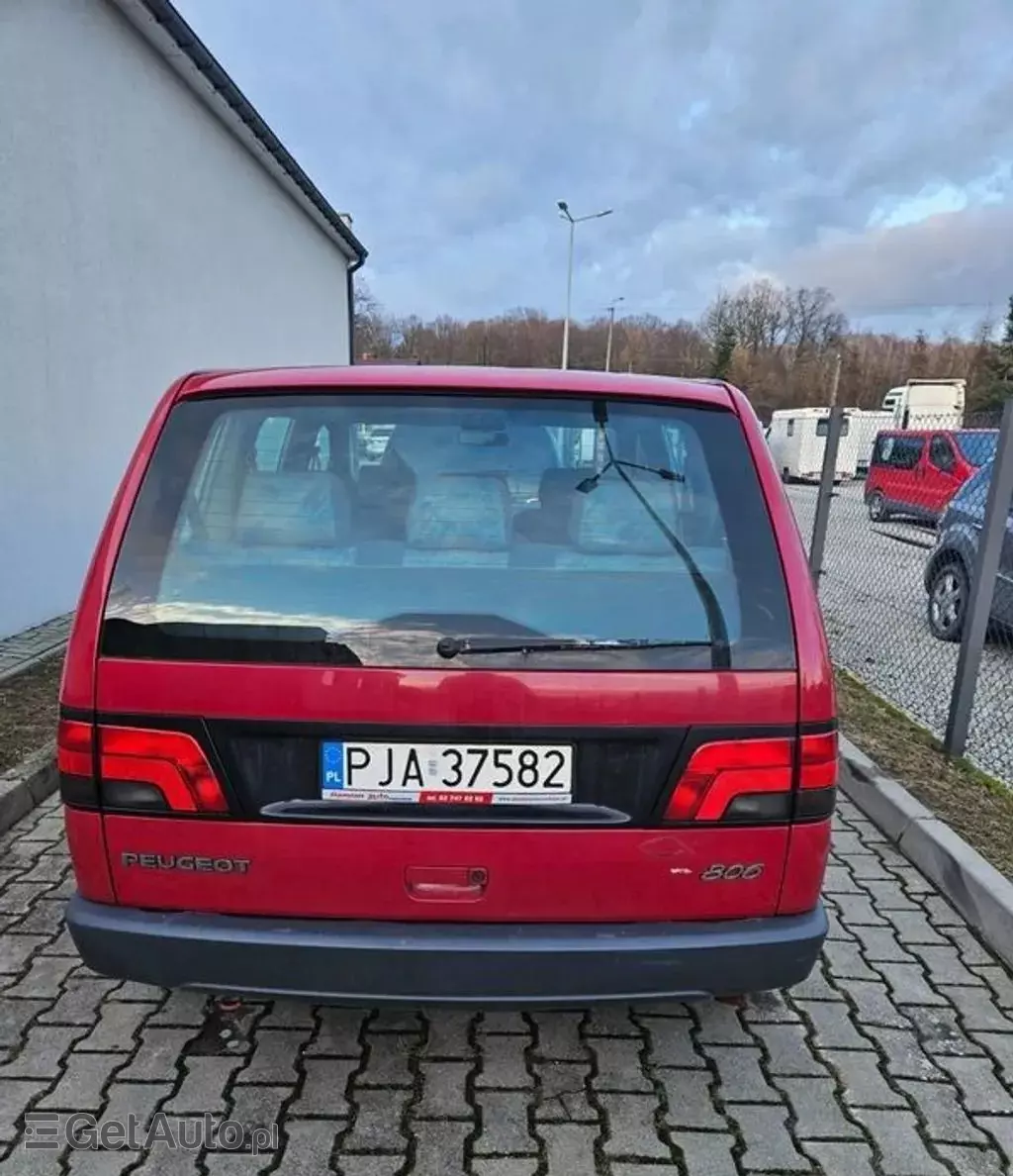 PEUGEOT 806 