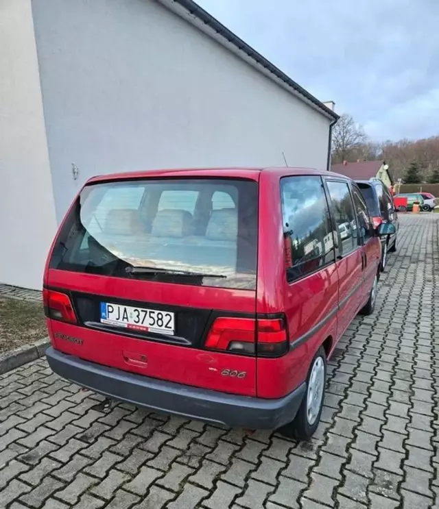 PEUGEOT 806 