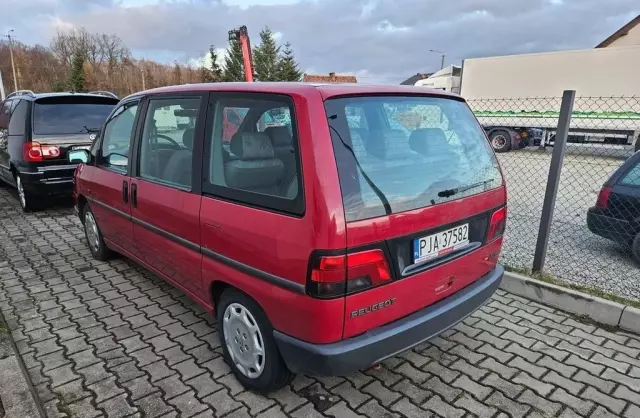 PEUGEOT 806 