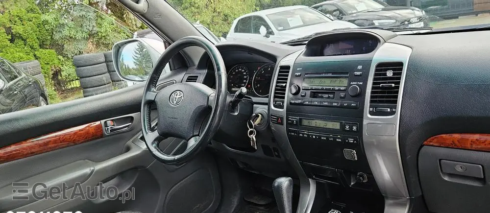 TOYOTA Land Cruiser 3.0 D Sol