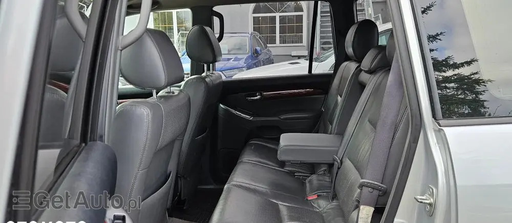 TOYOTA Land Cruiser 3.0 D Sol