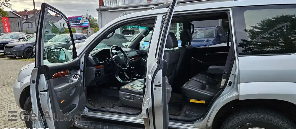 TOYOTA Land Cruiser 3.0 D Sol