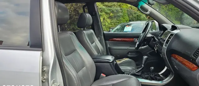 TOYOTA Land Cruiser 3.0 D Sol