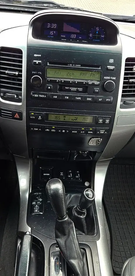 TOYOTA Land Cruiser 3.0 D Sol